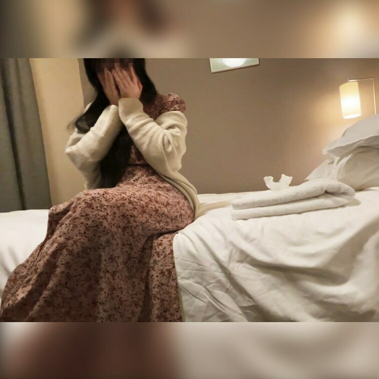 【無料】妊娠妻の愚痴を聞いたら◯◯◯してくれた。
ティンダーで知り合ったのは結婚していて、いま現在妊娠中の女子。初めて