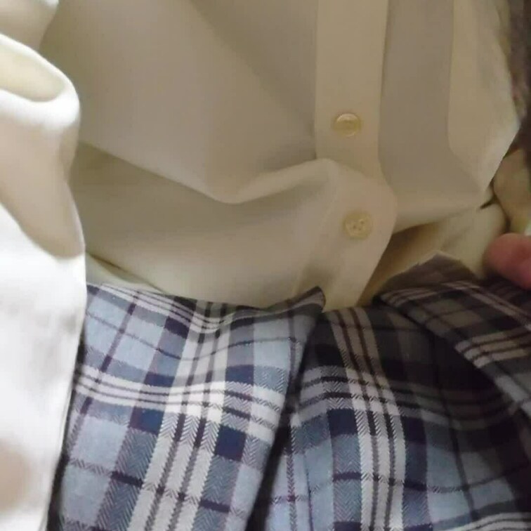 ふぇるです♡久しぶりに投稿しました！！
何年振りの〇K時代の制服引っ張り出して来て潮吹きおなしました///
良かった