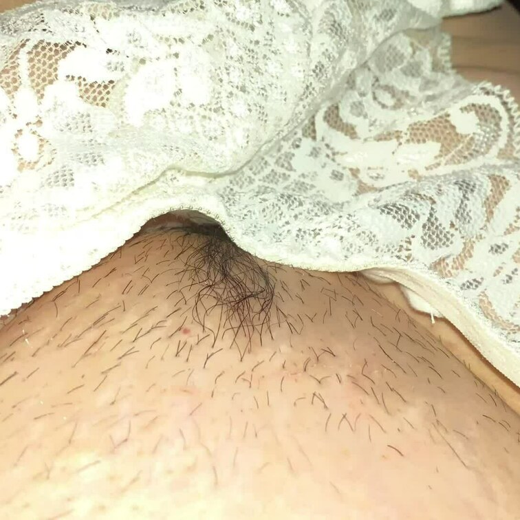 パンティで隠しちゃった💦
見えないよね〜😅