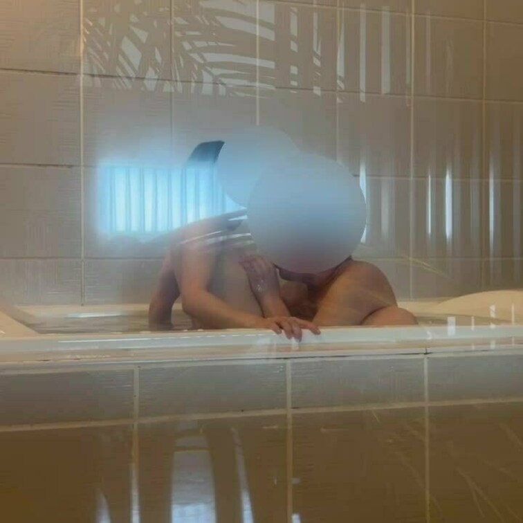 嫁とお風呂でイチャイチャ🛀