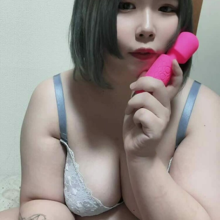 こんばんは❣️

きょうは一日中寝てたな〜😪
寒い日は暖かいお布団でお昼寝が最高🙆🏻‍♀️
のんびりディ✨️
