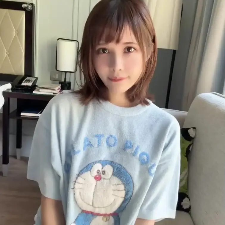 今月、初めてのヨーロッパに行ったのですが
実はいろんなおもちゃを持ち込んでいました、、！✈️

現地に着いてからも