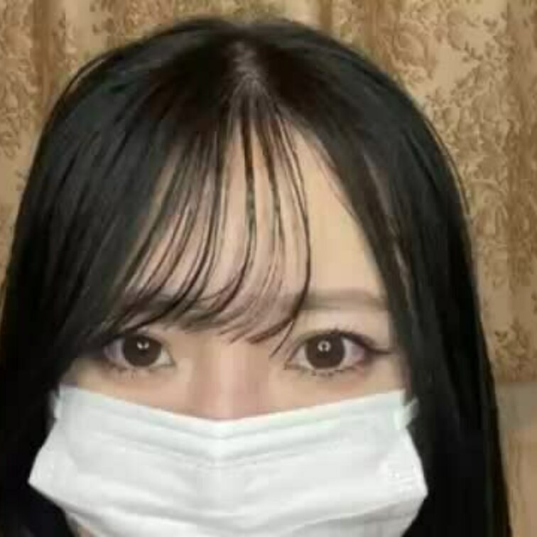 【あや 20 歳】

あやさんのライブ配信動画です
生配信 だと、1 回の有料配信を視聴すると、おおよそ平均 5,