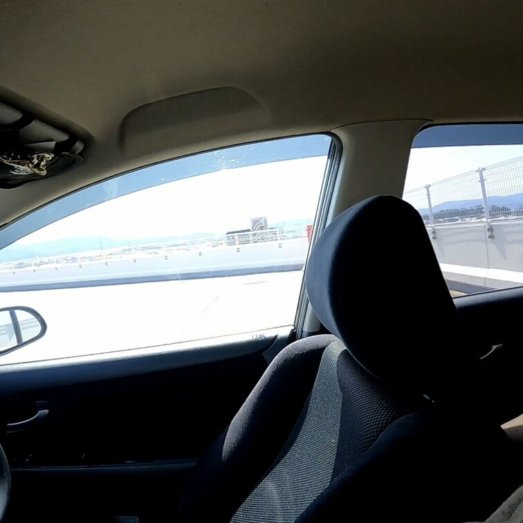 こんな所で全裸になってやってて巡回中の警備員に見つかりそうになり隠れる加護ちゃん似の人妻さんと単独＆撮影の私。　

