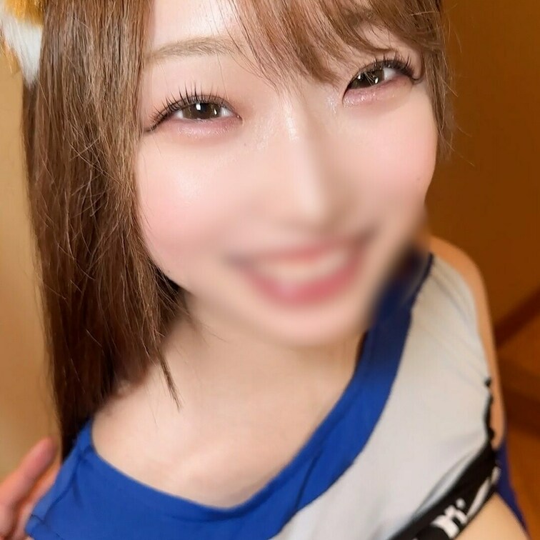 【個撮】声も仕草も可愛すぎるメイド系美女４　きつねコスでさらに小悪魔MAX　ドS発動のアニメ声で淫語連発しながらビクビク