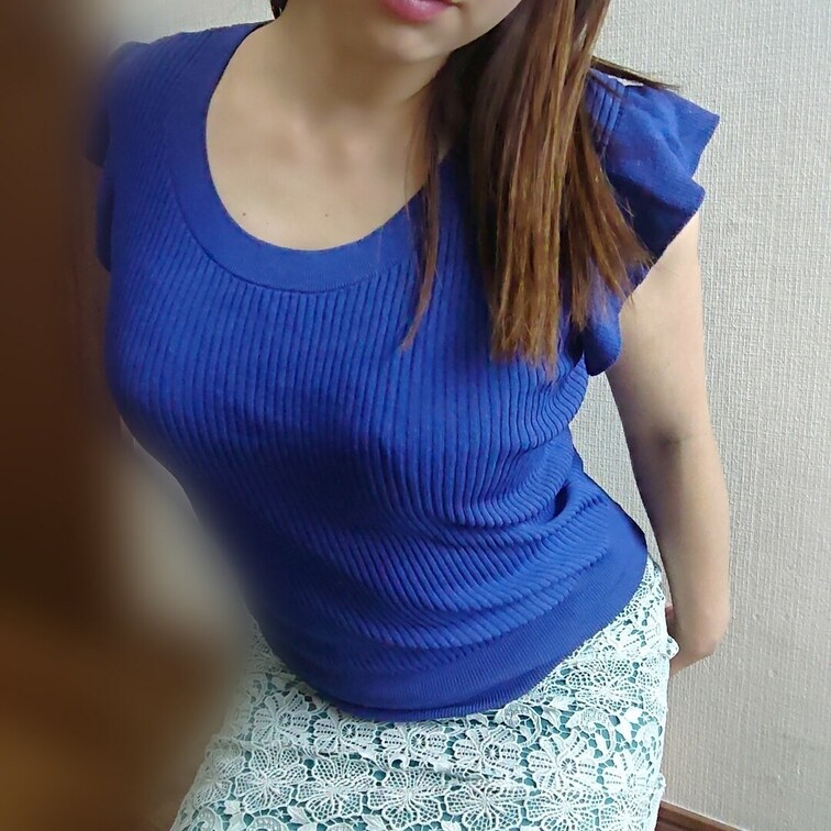 今日は会議があるから清楚系です♥
おNEWの下着はやはりテンションがあがりますね～！！
最近急に雨が降ってきて困るー