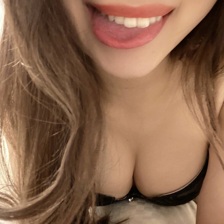 悪いこと考えてます❤️❤️❤️😈

いいねしないとイタズラしちゃう🎃💓
