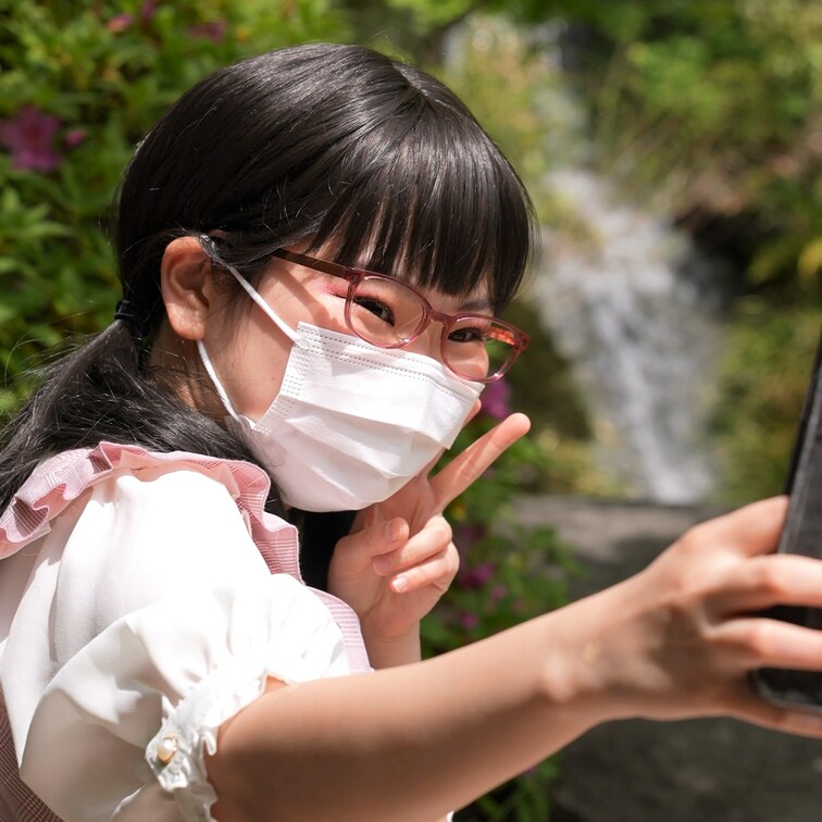 100_日本庭園②

今年の４月の動画蔵出しです
日本庭園の散策風景です