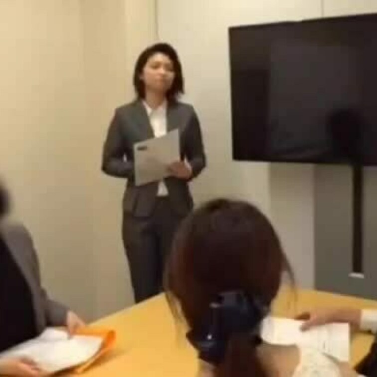 部下がスタイルがよくて可愛いからってさぁ、マズくない❤？？
仕事おわりにゴハン食べに行ってさぁ、お○○○飲ませちゃった