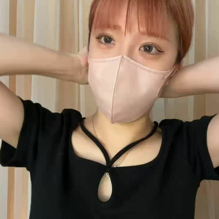 【みれい 20 歳】

みれいさんのライブ配信動画です
生配信 だと、1 回の有料配信を視聴すると、おおよそ平均 