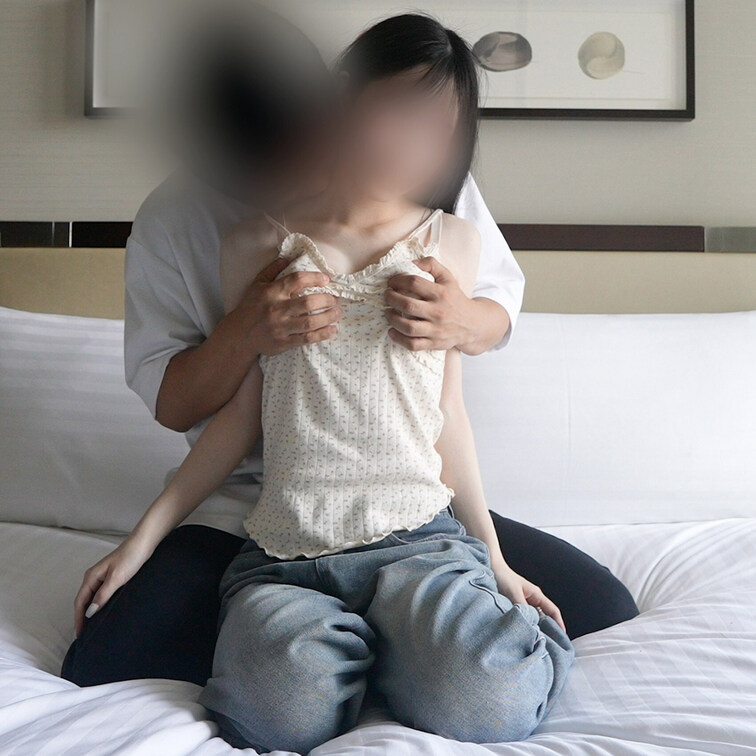 【23歳ではじめてできた彼氏とのえっちが苦痛…。これって私がおかしいの?と雄さんに密会に来た元アイドル志望の女の子】(1