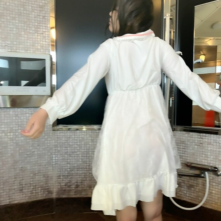 ずぶ濡れ撮影❤️
(とゆうわけではない)
仲良しの方にお風呂でずぶずぶ(意味深)な撮影してきたよ!かれこれ2