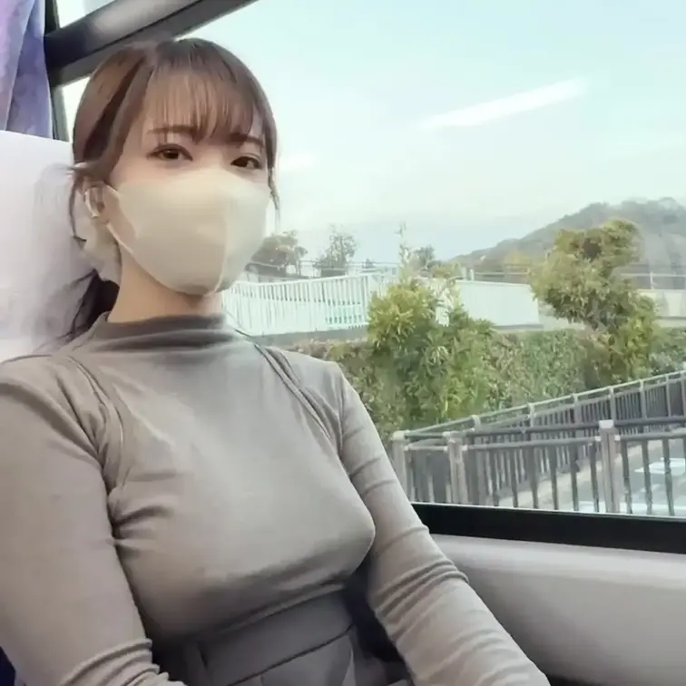 【11/11~『乳首ひねり動画』毎日アップするよ～🐣】
右側にある"いいね"を押してから見てください！
すずのこと応