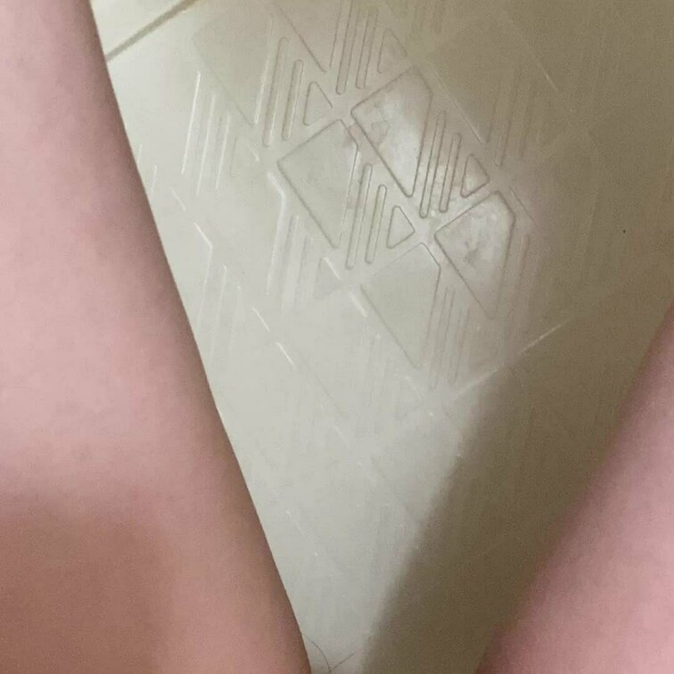 お風呂でしゃがんでおしっこしました🛀