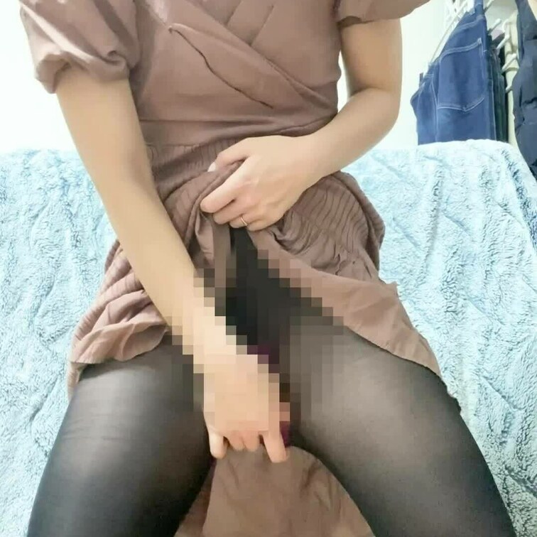 🔶サンプル動画🔶

【ストッキング履いたままおもちゃでしちゃった🥰】

ストッキング履いたままですると
締めつ