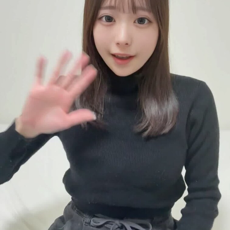 実は、おっぱいを触られるのがすごく好きで舐めてくれたらびしょびしょになっちゃうんです😖💦