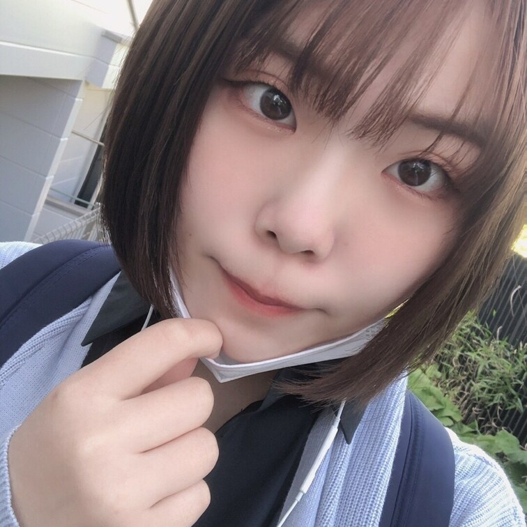 地味に気に入っているやつ💕
みんなはひなのお顔は好き？
あんまり自信はないんだけど、好きだったら嬉しいなぁ(⸝⸝ᐡ.