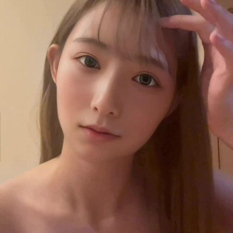 ひさしぶりー！！
光の当たり具合がなんかエロいよね...

いいねとフォローよろしく🥹💕