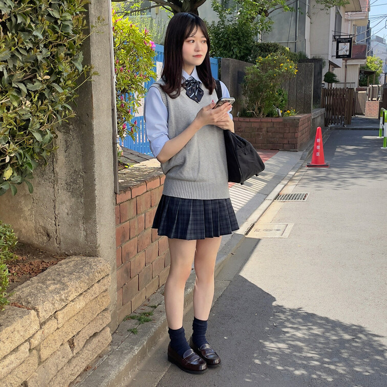 17時間着用【個人撮影】吹奏楽部③の白ぱんつちゃん_卒業記念にゴム無し生ハメSEXしてあげましたw
