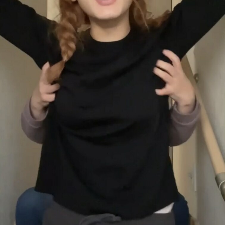 皆様いつもご購入ありがとうございます☺️
今回のくすぐり動画はこちらです👍

是非見てあげてくださいね(  ˆОˆ
