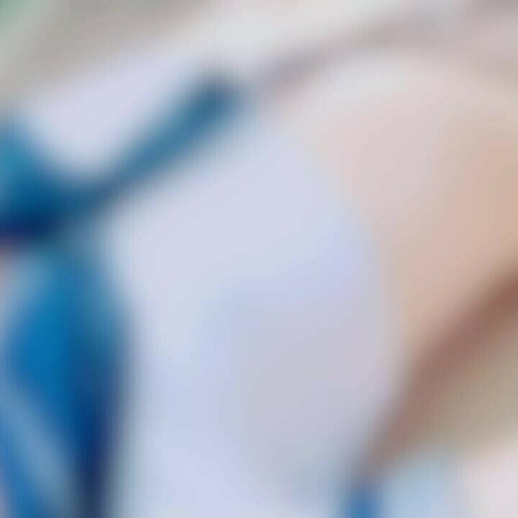 セーラーコスプレして壁面ディルド固定して挿入腰振りで気持ちよくなりました。音声はありません。