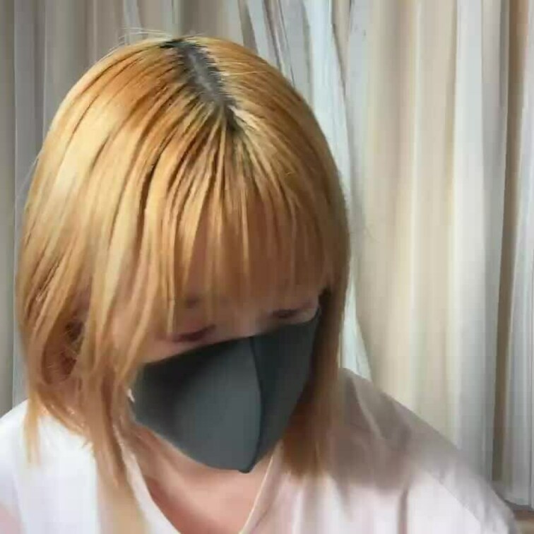 【みれい 20 歳】

みれいさんのライブ配信動画です
生配信 だと、1 回の有料配信を視聴すると、おおよそ平均 