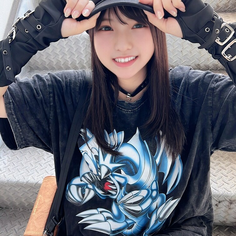 写真は4枚あります🐻⚡️ひさびさにバイトで外にでて
笑顔がひきつってるワイです。

ひきこもらせてください🥹
