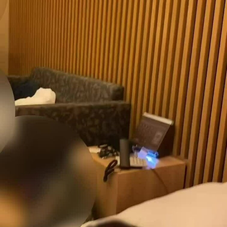 ホテルでの妻の姿4