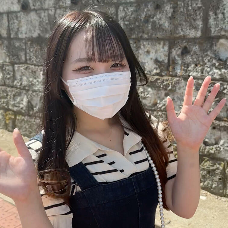 #93【YUU ○○○】
今回ストリートスナップに協力してくれたのは、大学生らしいカジュアルなガーリーコーデが素敵なY