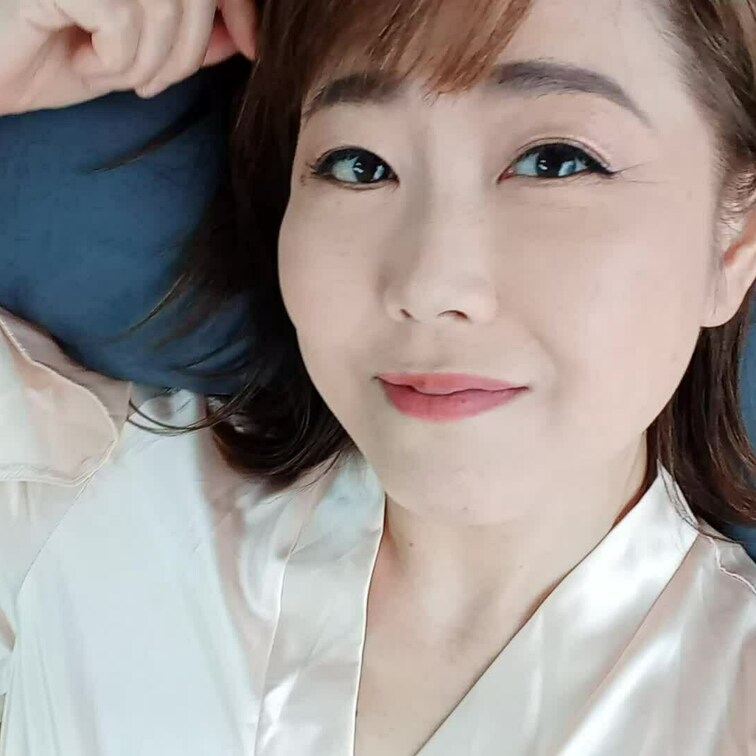 いやらしい熟女を
近くで見て！！

ベッドでイチャイチャしようよ♡