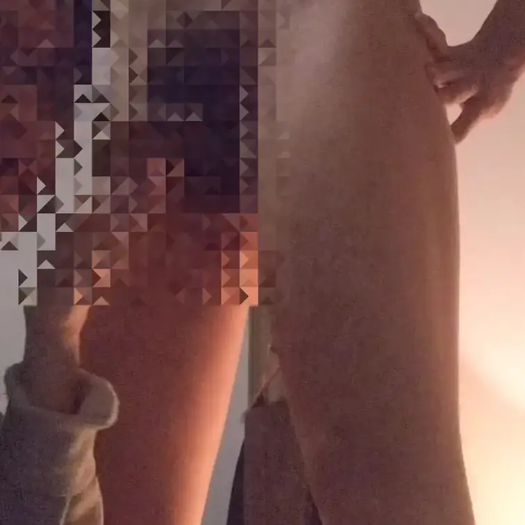 作業着デカマラ既婚さん。彼女さんとエッチしたあとで少しフニャ気味でしたが、濃厚ざぁめんはいただきました。