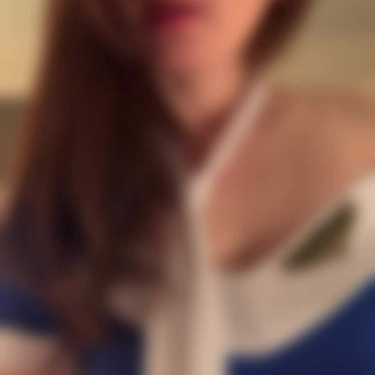 たくさん舐めた後は、我慢できなくて私からお願いして上に乗っちゃった🫢♡
次に乗って欲しい人は、いいねお願いします♡
