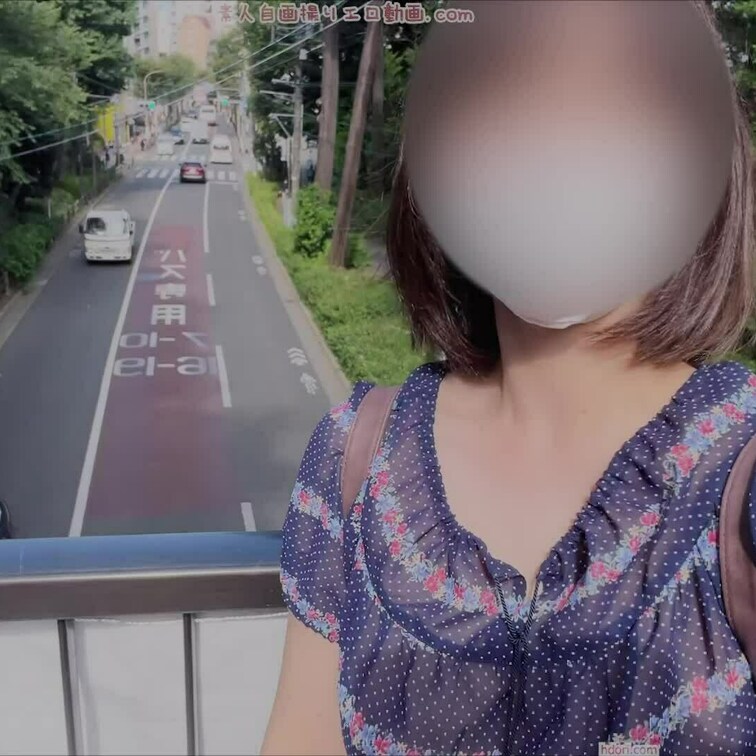 光沢感のある透けるワンピースきてノーブラで野外プレイしてきました