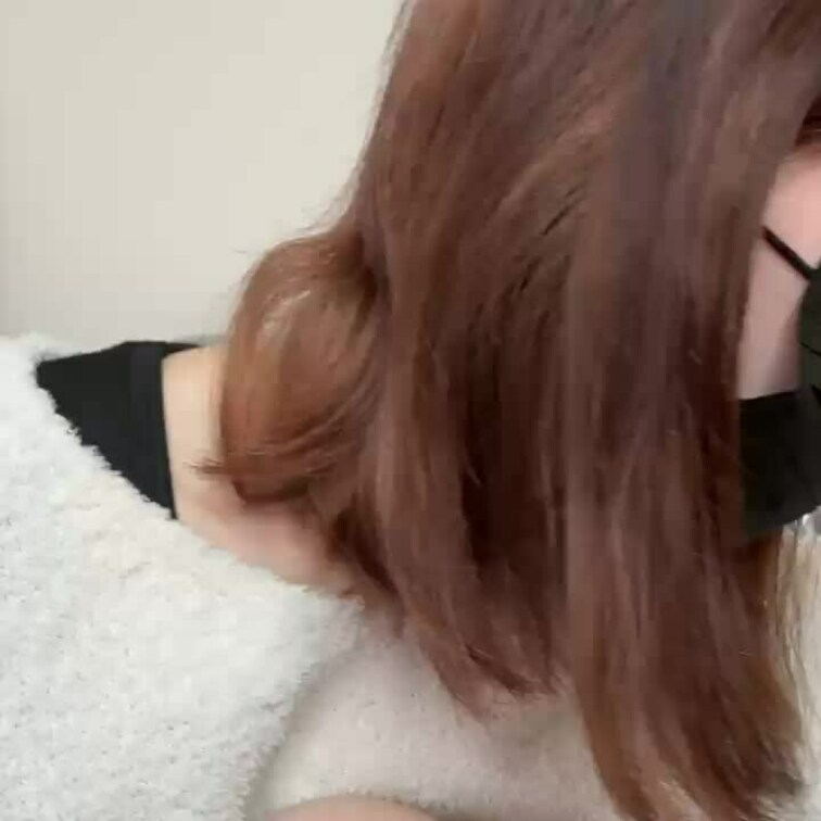【みれい 20 歳】

みれいさんのライブ配信動画です
生配信だと、1 回の有料配信を視聴すると、おおよそ平均 5