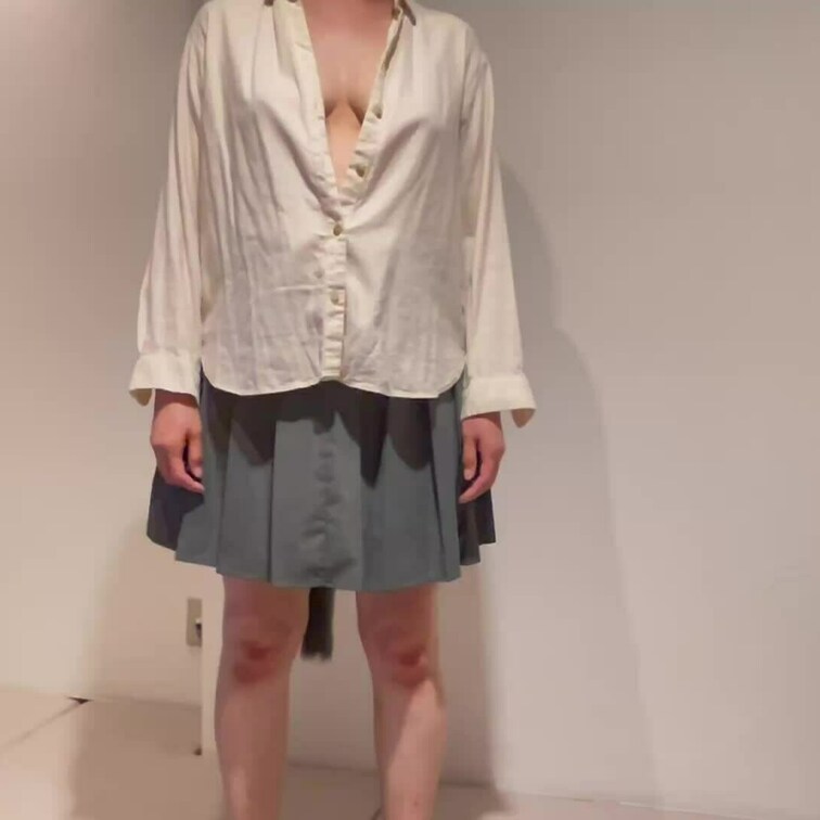 尻尾生えてる