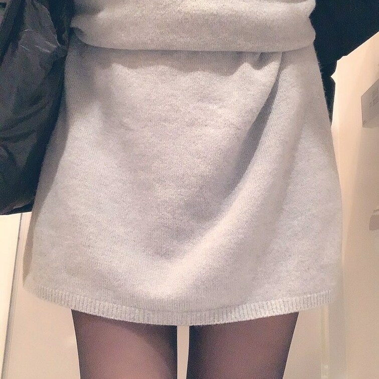 ただの脚𖦹‎' ‐ '𖦹‎‎