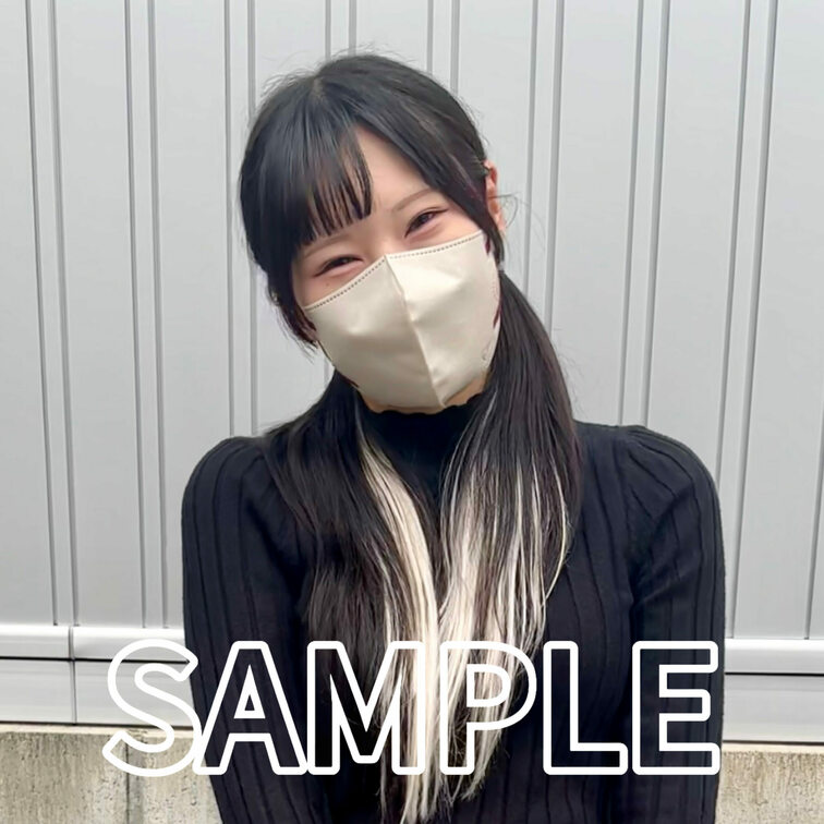 #20 【SAKURA】
今回ストリートスナップに協力してくれたのは、新しく出来た彼氏との初デートに向けて、ホワイトの