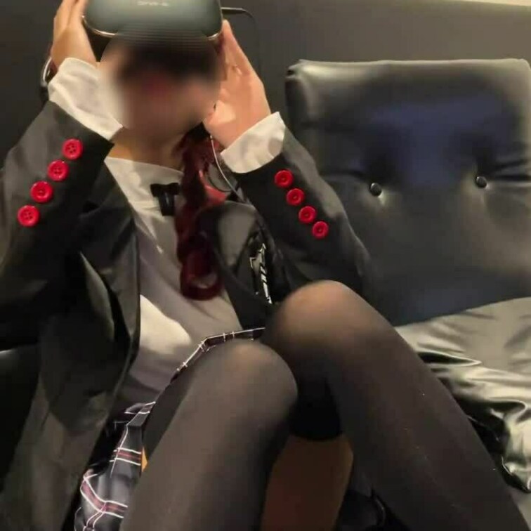 コスプレオナニー動画🥺
フォロワーさんのリクエストでオナニー動画撮ったから載せるね🤍
このオナニー動画編集しててもな