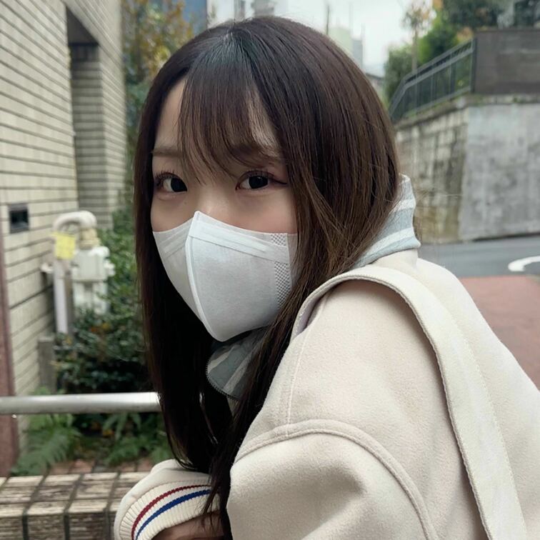 #135【○○○ 21歳】
今回ストリートスナップに協力してくれたのは、今っぽいカジュアルコーデが可愛らしい○○○ちゃ
