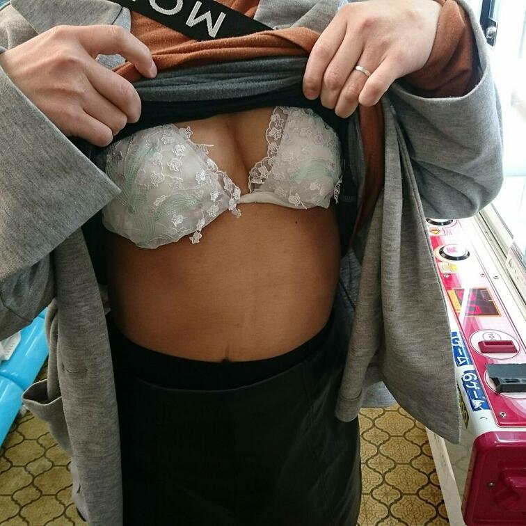 アダルトショップ露出①