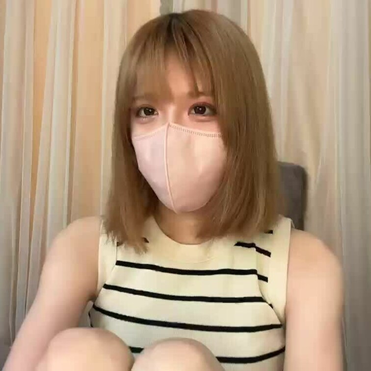 【みれい 20 歳】

みれいさんのライブ配信動画です
生配信 だと、1 回の有料配信を視聴すると、おおよそ平均 