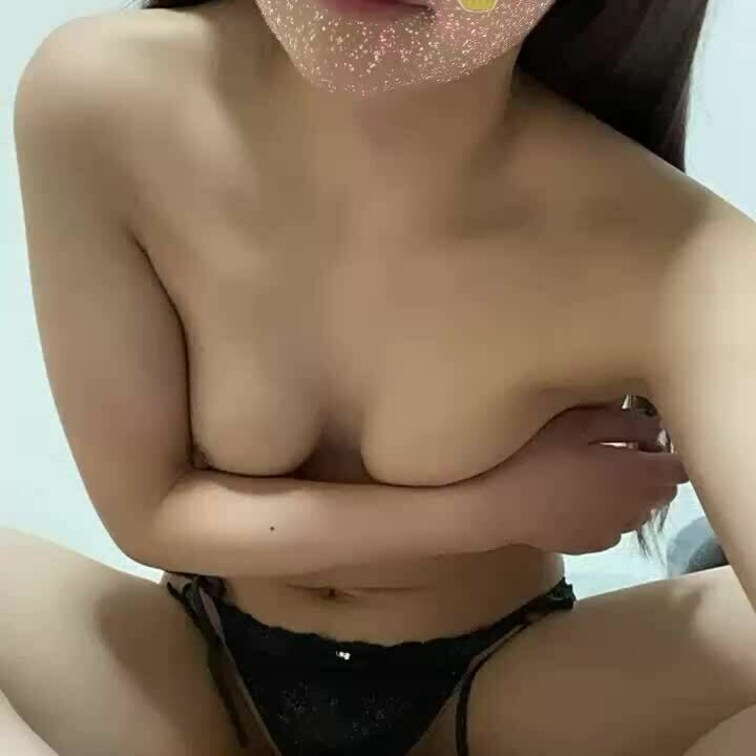手どけて欲しい？🥰❤️