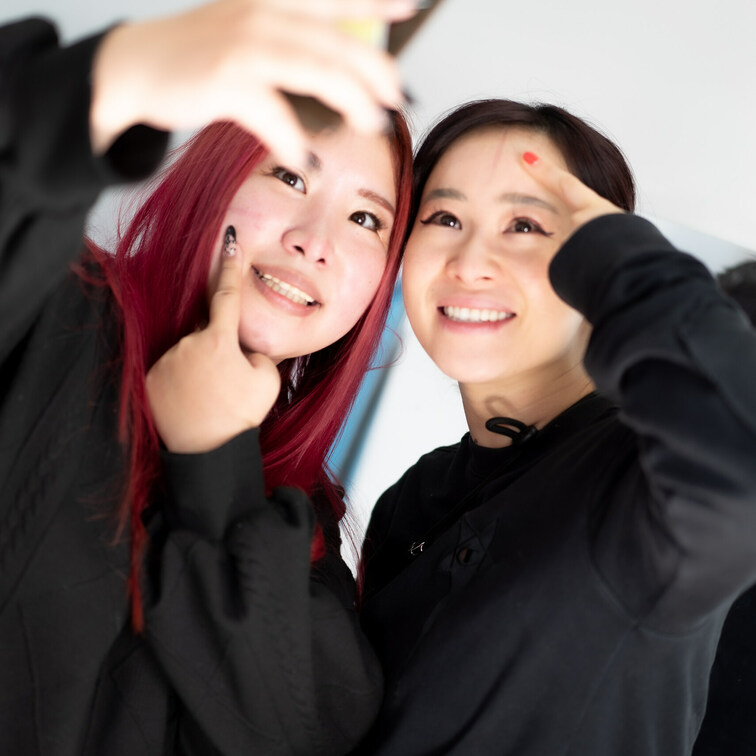 昨日はひなこさんとスペシャル撮影でした！考えたら撮影は3年ぶり！
それでも、久々に会って色んな撮影しました✨

あ