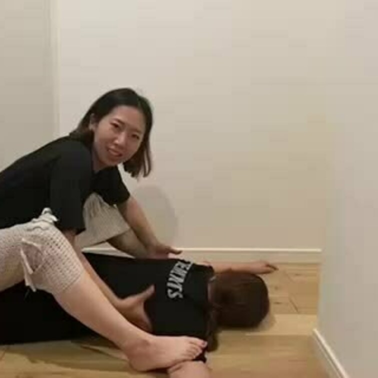 皆様いつもご購入ありがとうございます☺️
今回のくすぐり動画はこちらです👍

是非見てあげてくださいね(  ˆОˆ