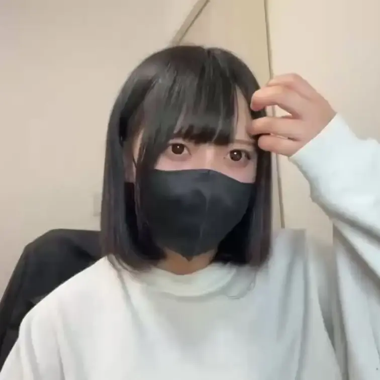 【りん 19 歳】

りんさんのライブ配信動画です
生ライブ配信だと、1 回の有料配信を視聴すると、おおよそ平均 