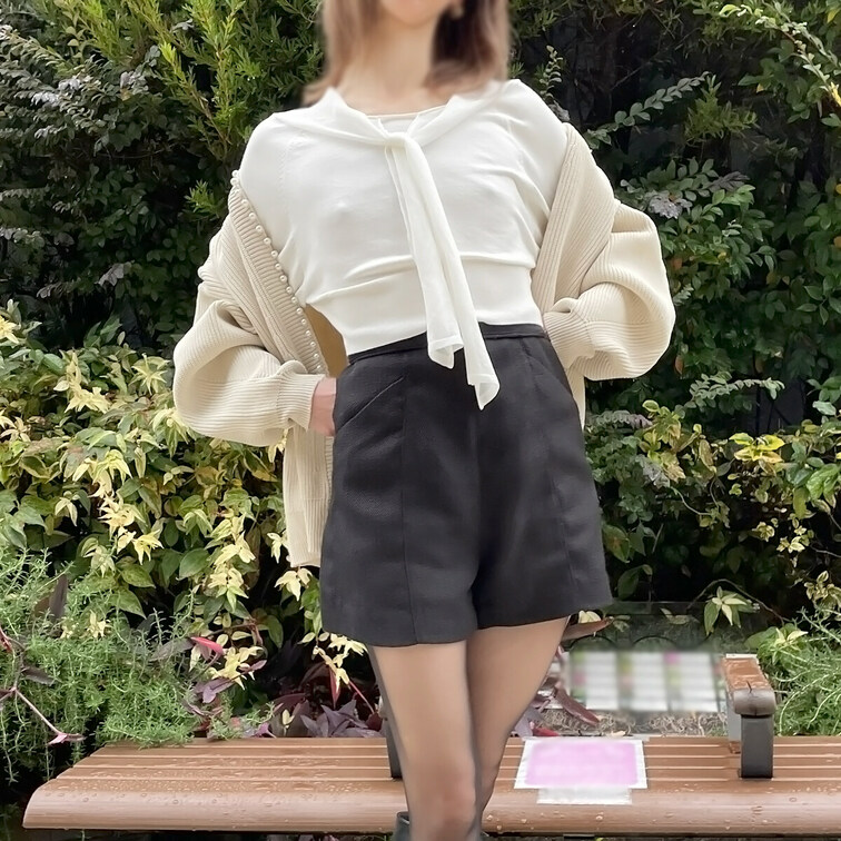 ノーブラユウちゃんとデートしてみませんか？

向かい合う度に勃起乳首が見れますよ😍

妻ユウの「これまで」と、そ