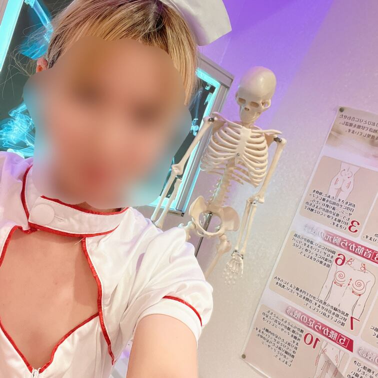 この前とあるホテルで撮ってきました❤️❤️❤️
またいっぱい潮吹きしちゃいました、、、🥺❤️❤️