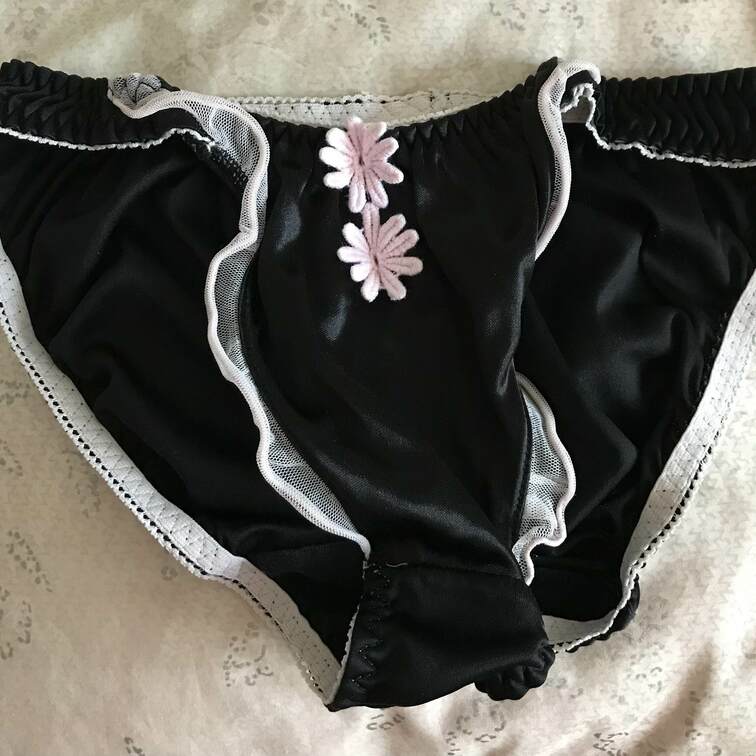 今日のリナのパンツです🥰🥰