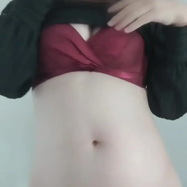 自撮りしながら、激しくクリオナ♥
途中からオマンコくちゅくちゅ音しちゃってます…。
