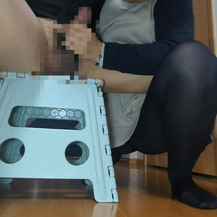 抱え込みフェラ
色々アングル考えてる時のやつです。通常プランにアップします